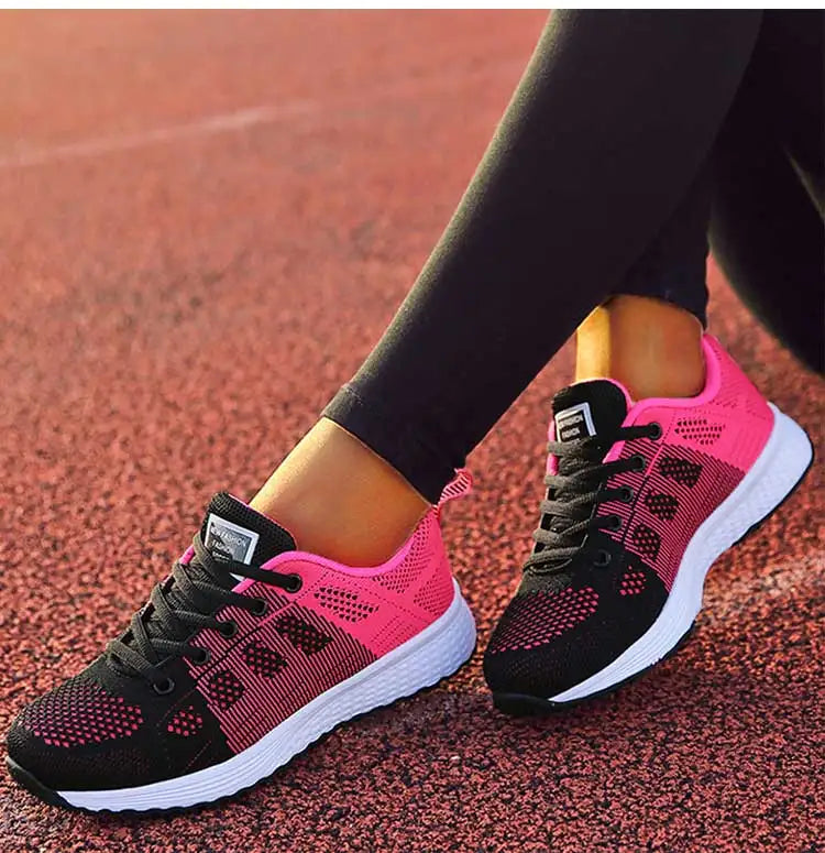 Tênis feminino esportivo, casual e com um super conforto, ideal para práticas de atividade física e também pra o dia a dia